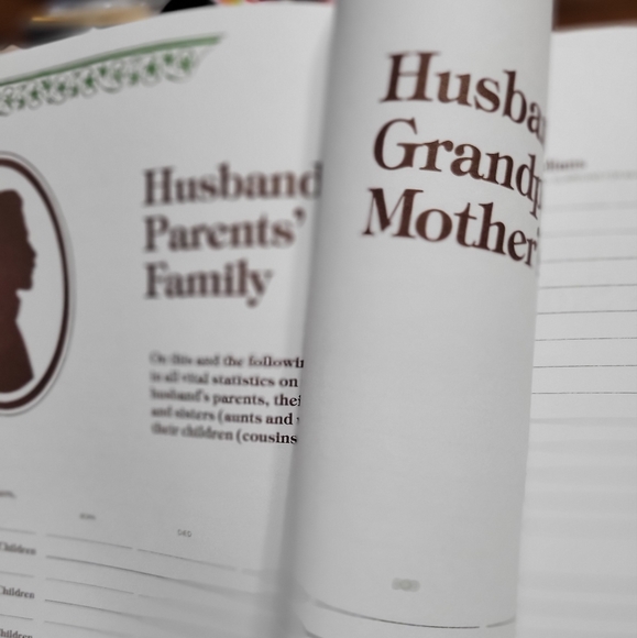 Our Family Tree Genealogy Book Hardcover journal for A History of Your Family - Picture 7 of 8